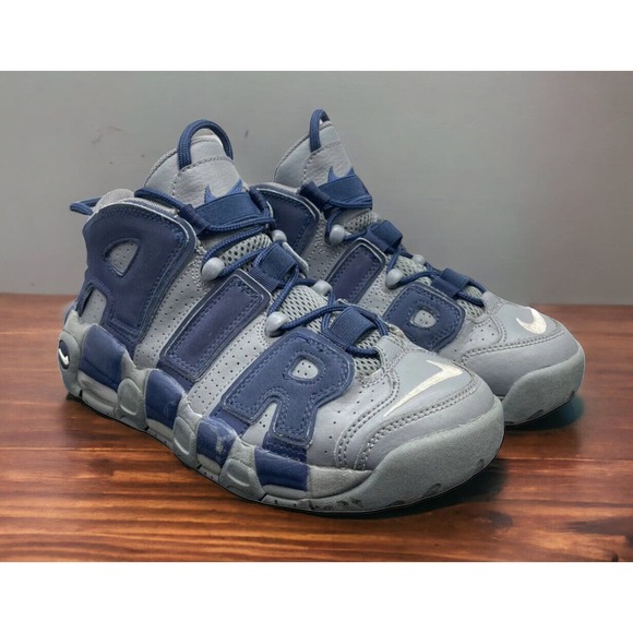 Nike Kids Sneakers in Gray and Blue - Picture 8 of 15